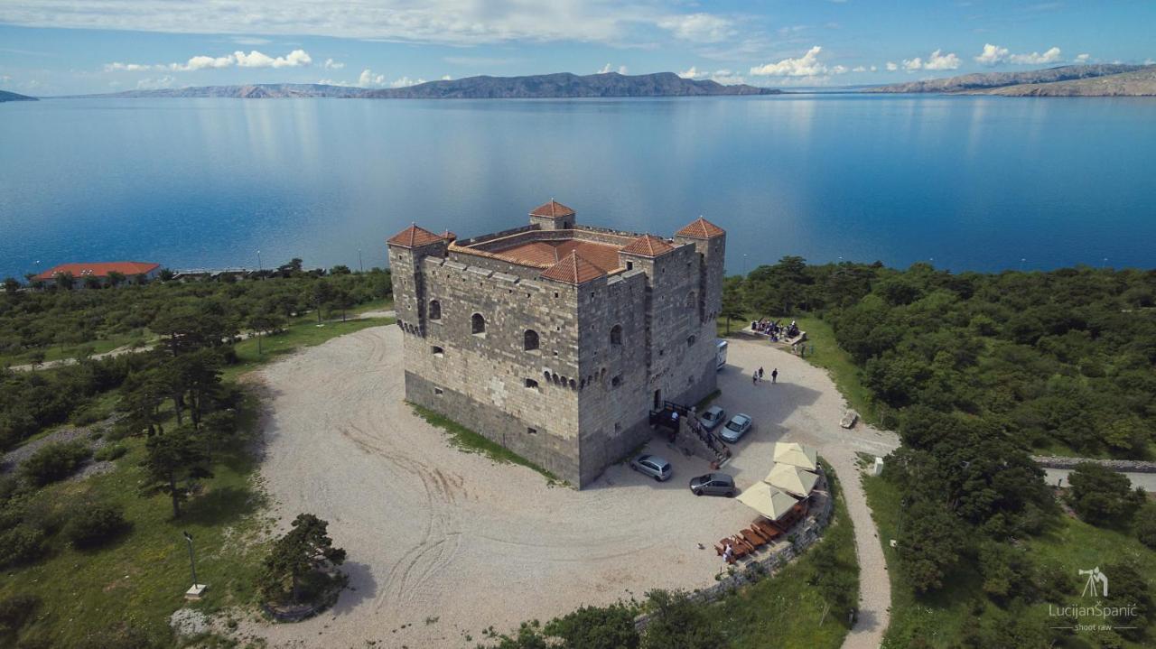 Apartments By The Beach Adela Senj Senj  Exterior foto