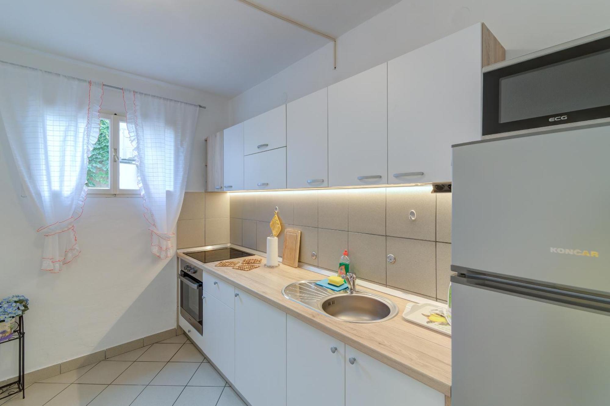 Apartments By The Beach Adela Senj Senj  Exterior foto